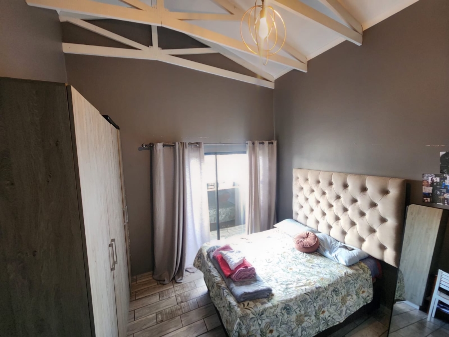 3 Bedroom Property for Sale in Waterkloof East North West